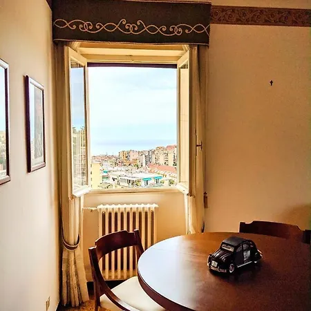 CASA AMARCORD Appartamento vintage con parcheggio Appartamento